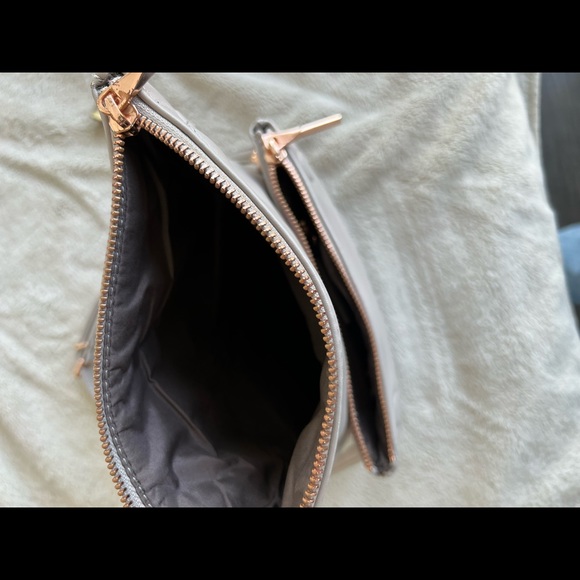 Matt and Nat crossbody bag - Picture 3 of 4